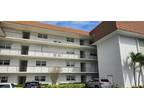 2936 Lake Shore Dr #303, Riviera Beach, FL 33404