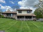 623 Middle Holland Rd, Holland, PA 18966