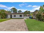 754 NE 36th St #B, Oakland Park, FL 33334