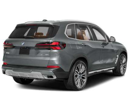 2025 BMW X5 xDrive40i is a Grey 2025 BMW X5 4.8is SUV in Harriman NY