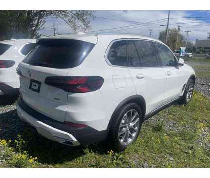 2024 BMW X5 xDrive40i is a White 2024 BMW X5 4.6is SUV in Shrewsbury MA