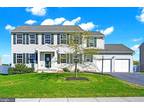 420 Hollyhock Dr, Manchester, PA 17345