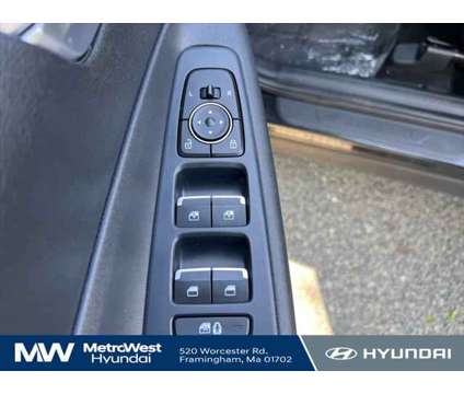 2021 Hyundai Santa Fe SEL is a Black 2021 Hyundai Santa Fe SUV in Framingham MA