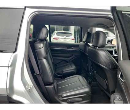 2023 Jeep Grand Cherokee L Limited 4x4 is a Silver 2023 Jeep grand cherokee Car for Sale in Union NJ