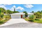 689 SE Whitmore Dr, Port Saint Lucie, FL 34984