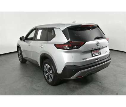 2022 Nissan Rogue SV FWD is a Silver 2022 Nissan Rogue SV Station Wagon in Orlando FL