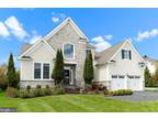 302 Park Hill Ln, Newtown Square, PA 19073