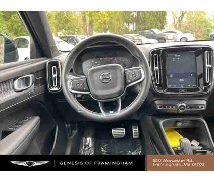 2019 Volvo XC40 T5 R-Design is a Red 2019 Volvo XC40 SUV in Framingham MA