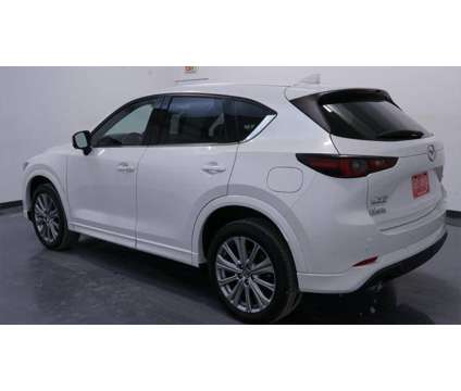 2022 Mazda CX-5 2.5 Turbo Signature is a White 2022 Mazda CX-5 SUV in Waterloo IA