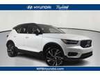 2021 Volvo XC40 T5 R-Design