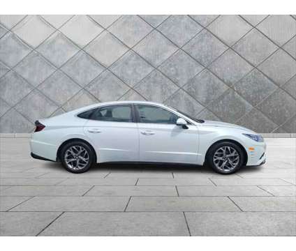 2021 Hyundai Sonata SEL is a White 2021 Hyundai Sonata Car for Sale in Union NJ