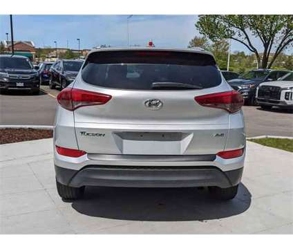 2018 Hyundai Tucson SEL is a Silver 2018 Hyundai Tucson SUV in Algonquin IL