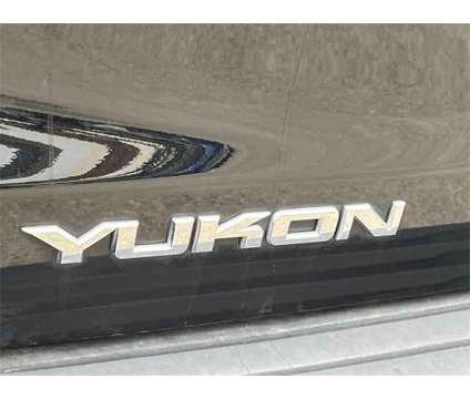 2019 GMC Yukon SLT is a Black 2019 GMC Yukon SLT SUV in Granbury TX