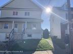 Flat For Rent In Taylor, Pennsylvania
