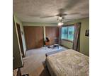212 Black Maple Ct Greenwood, IN