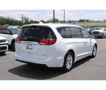 2020UsedChryslerUsedPacificaUsedFWD is a White 2020 Chrysler Pacifica Limited Mini-Van in Greenwood IN