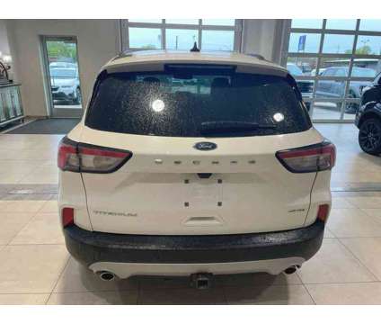 2021UsedFordUsedEscapeUsedAWD is a White 2021 Ford Escape Car for Sale in Milwaukee WI
