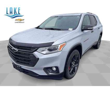 2021UsedChevroletUsedTraverseUsedAWD 4dr is a Silver 2021 Chevrolet Traverse Car for Sale in Milwaukee WI