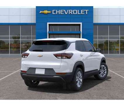 2024NewChevroletNewTrailBlazerNewFWD 4dr is a White 2024 Chevrolet trail blazer Car for Sale in Milwaukee WI