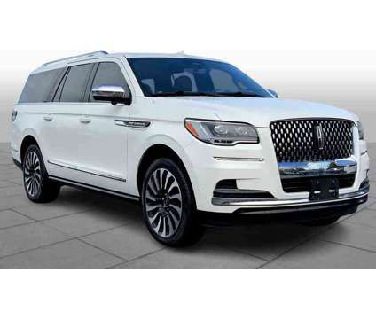 2022UsedLincolnUsedNavigator LUsed4x4 is a White 2022 Lincoln Navigator L Car for Sale in Rockwall TX