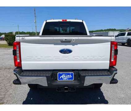 2024 Ford Super Duty F-250 SRW LARIAT is a White 2024 Ford Car for Sale in Winder GA