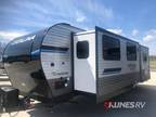 2023 Coachmen Catalina Legacy Edition 263FKDS 30ft
