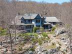 Home For Sale In Waccabuc, New York