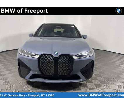 2025 BMW iX xDrive50 is a 2025 BMW 325 Model iX SUV in Freeport NY
