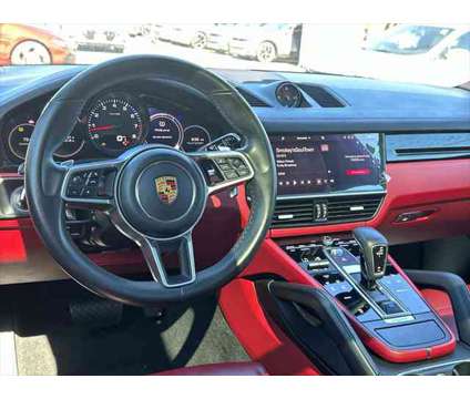 2019 Porsche Cayenne Base is a 2019 Porsche Cayenne Base SUV in Bowie MD