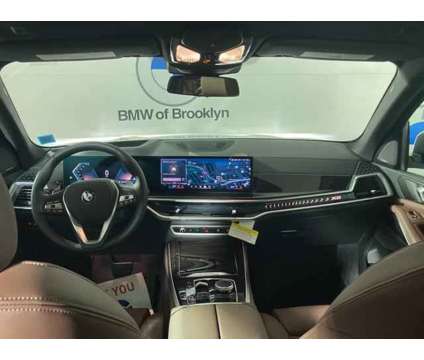 2025 BMW X5 xDrive40i is a White 2025 BMW X5 3.0si SUV in Brooklyn NY