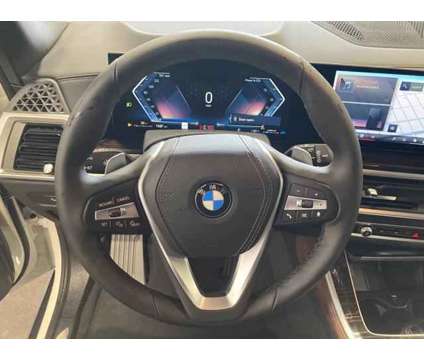 2025 BMW X5 xDrive40i is a White 2025 BMW X5 3.0si SUV in Brooklyn NY