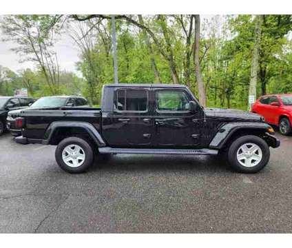 2022 Jeep Gladiator Sport S 4x4 is a Black 2022 Truck in Freehold NJ