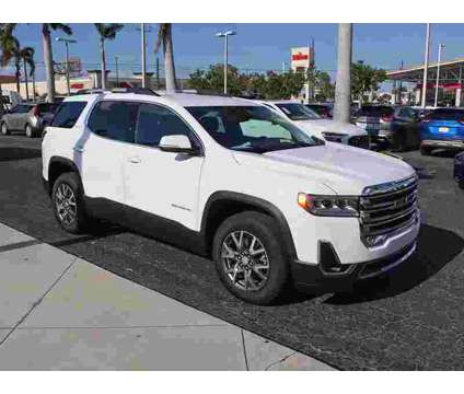 2023 GMC Acadia SLT is a White 2023 GMC Acadia SLT SUV in Fort Myers FL