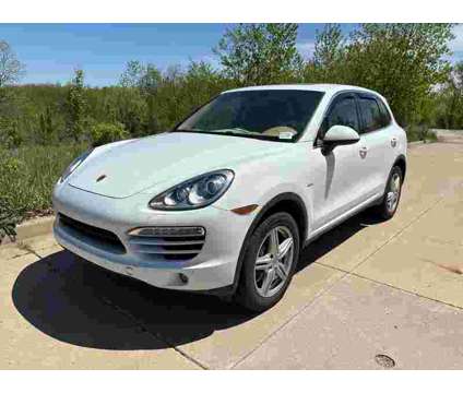 2013 Porsche Cayenne Diesel is a White 2013 Porsche Cayenne Diesel SUV in Peoria IL