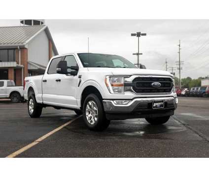 2022 Ford F-150 XLT 4WD is a White 2022 Ford F-150 XLT Truck in Canton OH
