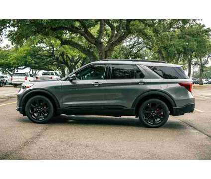 2023 Ford Explorer ST is a Grey 2023 Ford Explorer SUV in Boerne TX