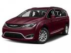 2018 Chrysler Pacifica Limited Front-Wheel Drive Passenger Van