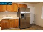 Flat For Rent In Richmond, California