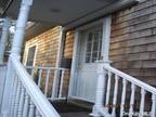 Flat For Rent In Stony Brook, New York