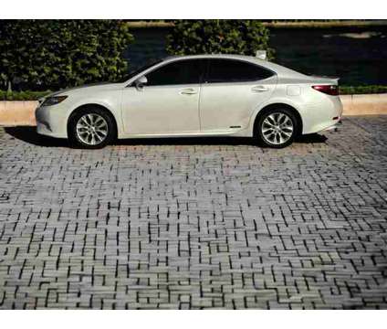 2015 Lexus ES for sale is a White 2015 Lexus ES Car for Sale in Duluth GA