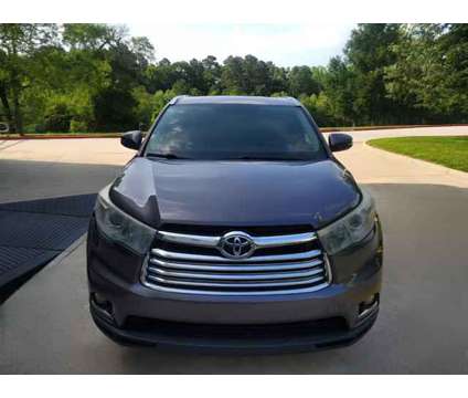 2014 Toyota Highlander for sale is a Grey 2014 Toyota Highlander Car for Sale in Houston TX
