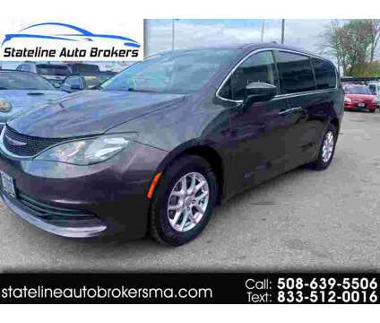 Used 2018 CHRYSLER Pacifica For Sale is a Grey 2018 Chrysler Pacifica Car for Sale in Attleboro MA