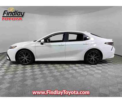 2024UsedToyotaUsedCamry is a Silver 2024 Toyota Camry SE Sedan in Henderson NV