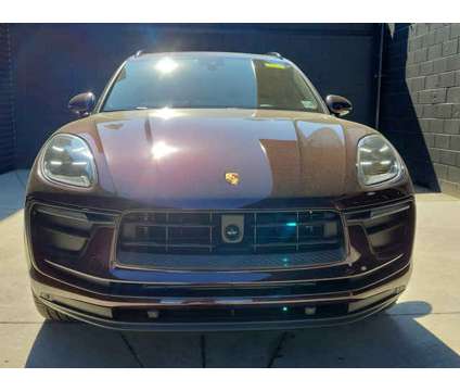 2024 Porsche Macan is a Gold 2024 Porsche Macan Car for Sale in Cherry Hill NJ