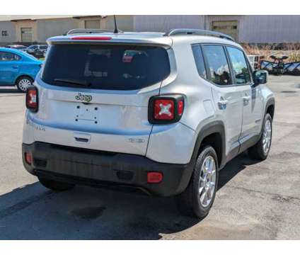 2021 Jeep Renegade Latitude is a 2021 Jeep Renegade Latitude Car for Sale in Utica, NY NY