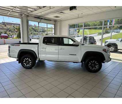 2020 Toyota Tacoma 4WD TRD Sport is a White 2020 Toyota Tacoma Car for Sale in Saint Albans WV