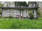 Foreclosure Property: Mulberry Pine St
