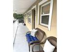 Flat For Rent In Sarasota, Florida