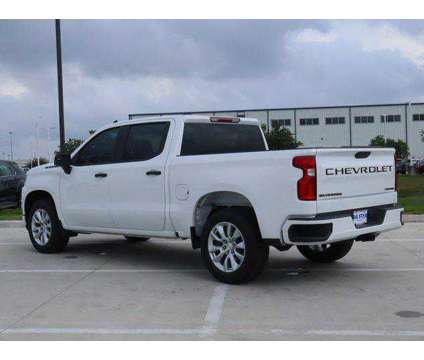 2022 Chevrolet Silverado 1500 Limited 2WD Crew Cab Short Bed Custom is a White 2022 Chevrolet Silverado 1500 Truck in Friendswood TX