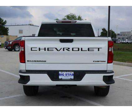 2022 Chevrolet Silverado 1500 Limited 2WD Crew Cab Short Bed Custom is a White 2022 Chevrolet Silverado 1500 Truck in Friendswood TX
